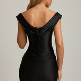 Fekete Selyem Off-Shoulder Mini Ruha Drapé