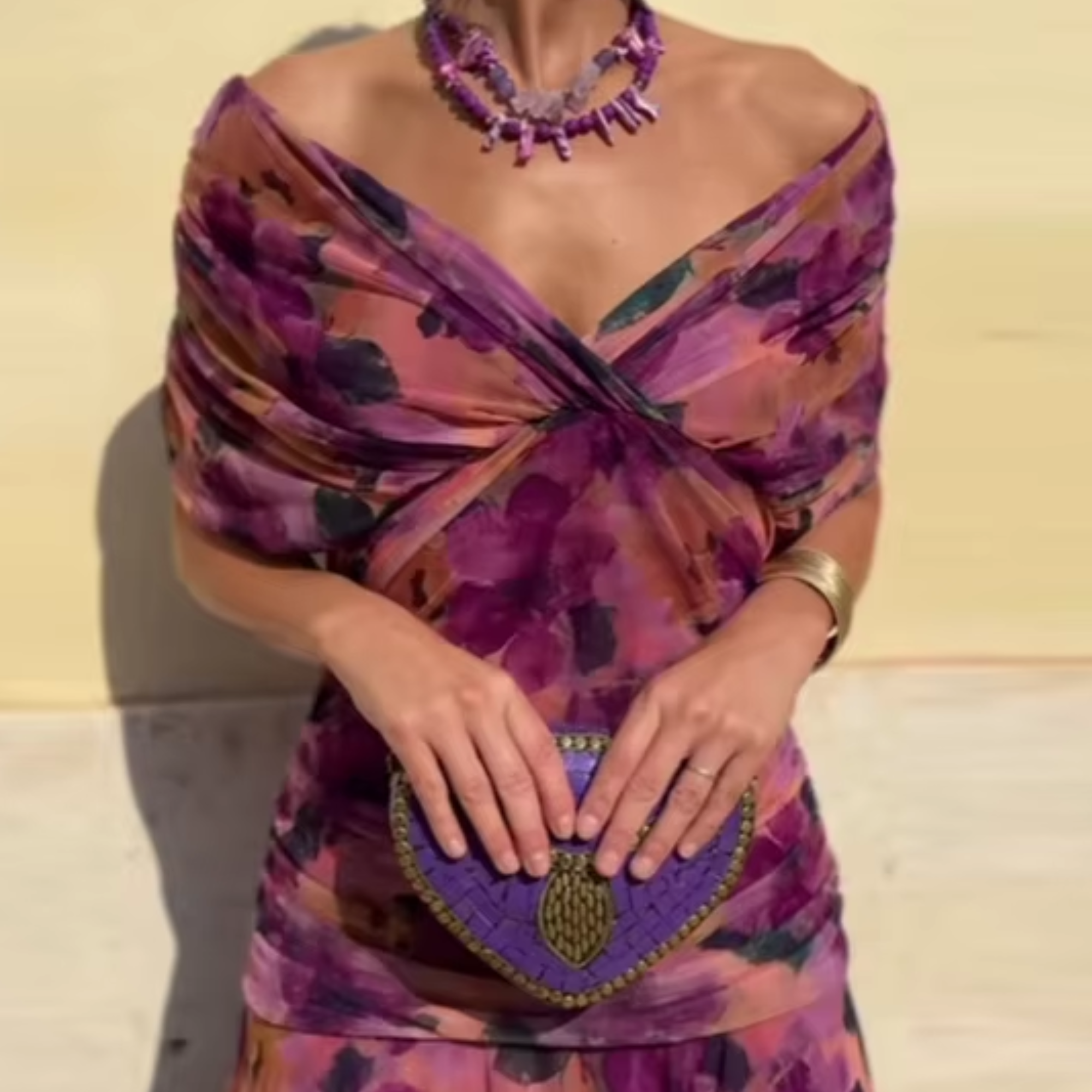 Louise | Elegáns V-nyakú Maxi Ruha