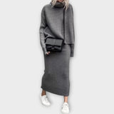 Ivy | Magas nyakú, szoknyás kötött szett
