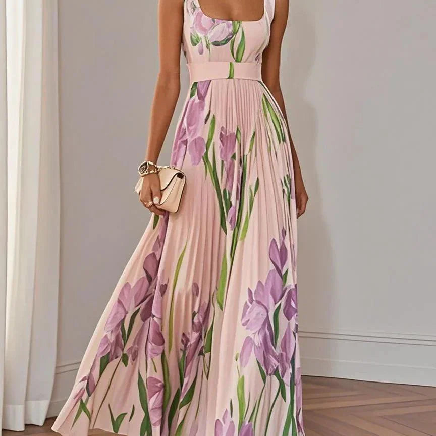 Yara | Maxi Dress with Pleated Fabric