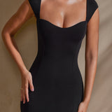 Fekete, rövid ujjú mini ruha édes szív dekoltázzsal