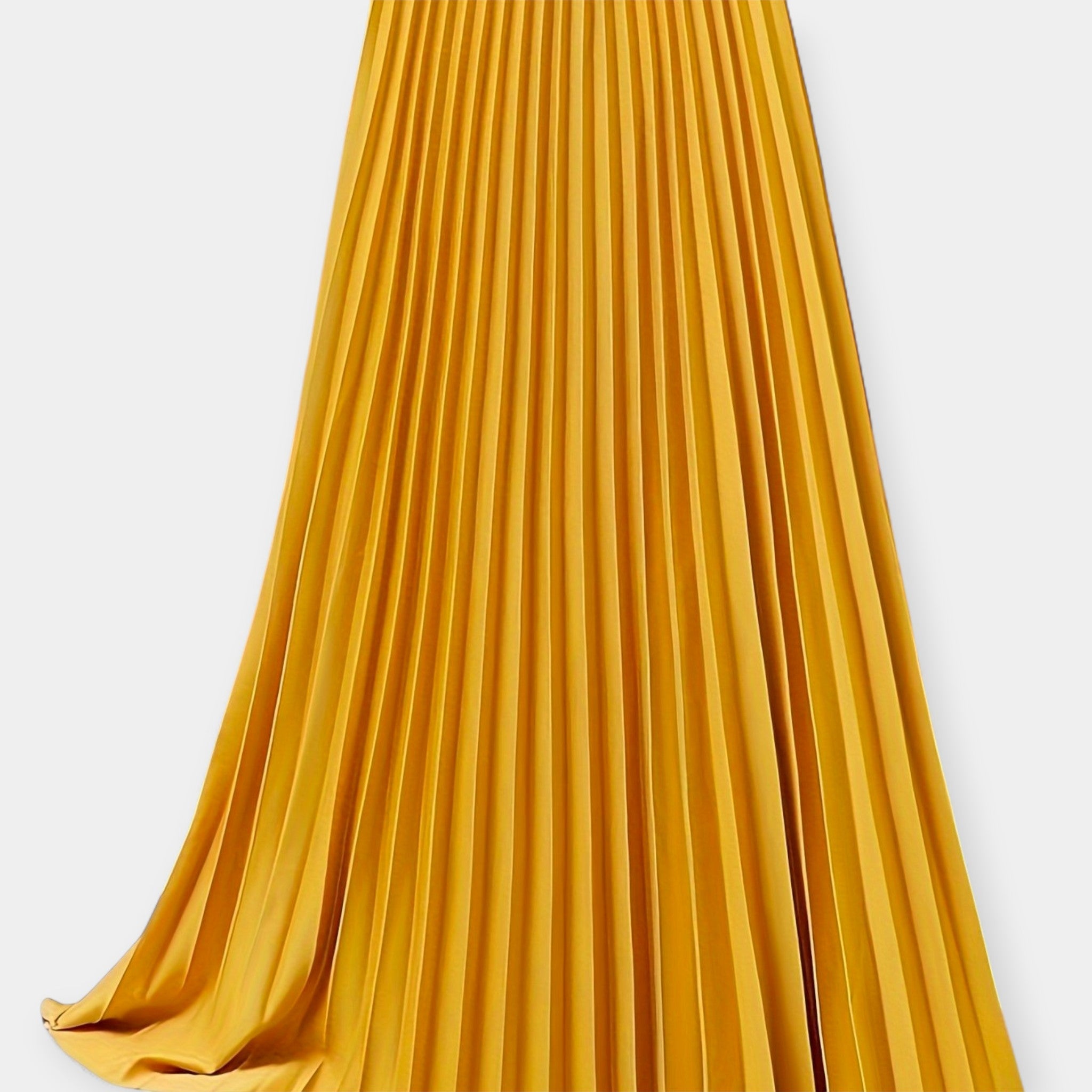 Yasmin | Ráncolt Pliszé Szoknya" can be rewritten as "Yasmin | Ruffled Pleated Skirt.