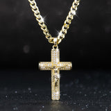 Crucielle | Kereszt medálos nyaklánc Jézussal