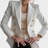 Paula | Klasszikus Blézer" can be rewritten as "Paula | Classic Blazer.