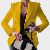 Paula | Klasszikus Blézer" can be rewritten as "Paula | Classic Blazer.