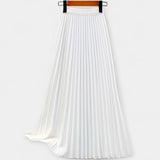 Yasmin | Ráncolt Pliszé Szoknya" can be rewritten as "Yasmin | Ruffled Pleated Skirt.