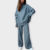 Mara | Laia lõikega minimalistlik komplekt