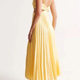 Julin | Csillogó Csavart Ruha" can be rewritten as "Julin | Sparkling Twisted Dress.