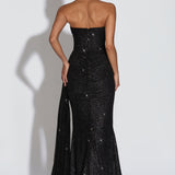 Ashika Maxi Ruha - Fekete Csillogás" can be rewritten as "Ashika Maxi Dress - Black Sparkle.