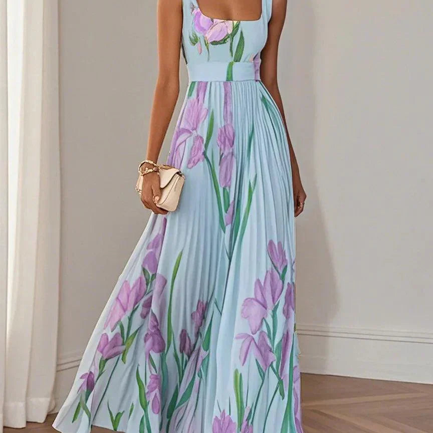 Yara | Maxi Dress with Pleated Fabric