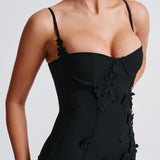 Dalary Maxi Ruha - Fekete Béléssel" can be rewritten as "Dalary Maxi Dress - Black Lining.