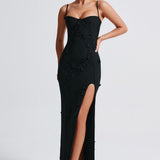 Dalary Maxi Ruha - Fekete Béléssel" can be rewritten as "Dalary Maxi Dress - Black Lining.