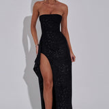 Dhalia Maxi Ruha - Fekete Csillogás" can be rewritten as "Dhalia Maxi Dress - Black Sparkle.
