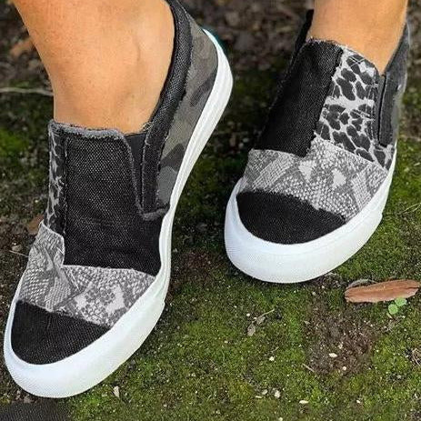 Quinny | Everyday Leopard Print Canvas Sneakers