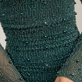Díszes Cowl-Neck Draped Mini Ruha Smaragd Zöld Színben