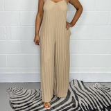 【S-4XL】💃 Women's Halter Neck Loose Jumpsuit
