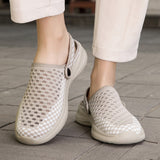 Kényelmes, légáteresztő unisex klumpák